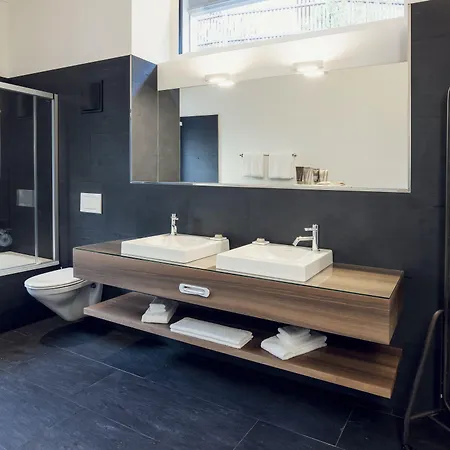 Апартаменти Overlook By Cervo