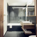 Overlook By Cervo Apartment *