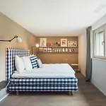 Overlook By Cervo Apartment
