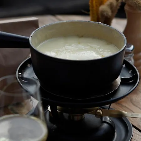 采尔马特cervo俯瞰公寓