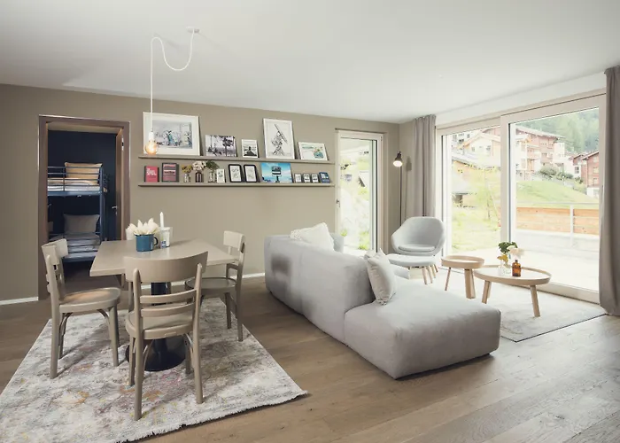 采尔马特cervo俯瞰公寓 *